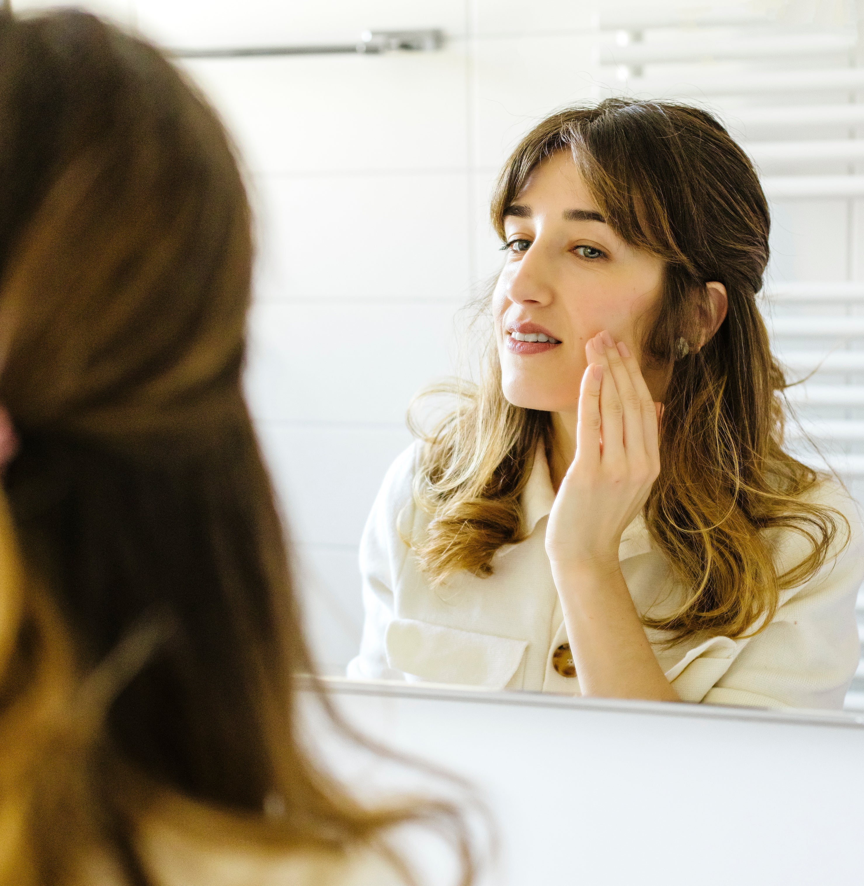 How to Layer Skincare: A Practical Guide to Building an Effective Routine