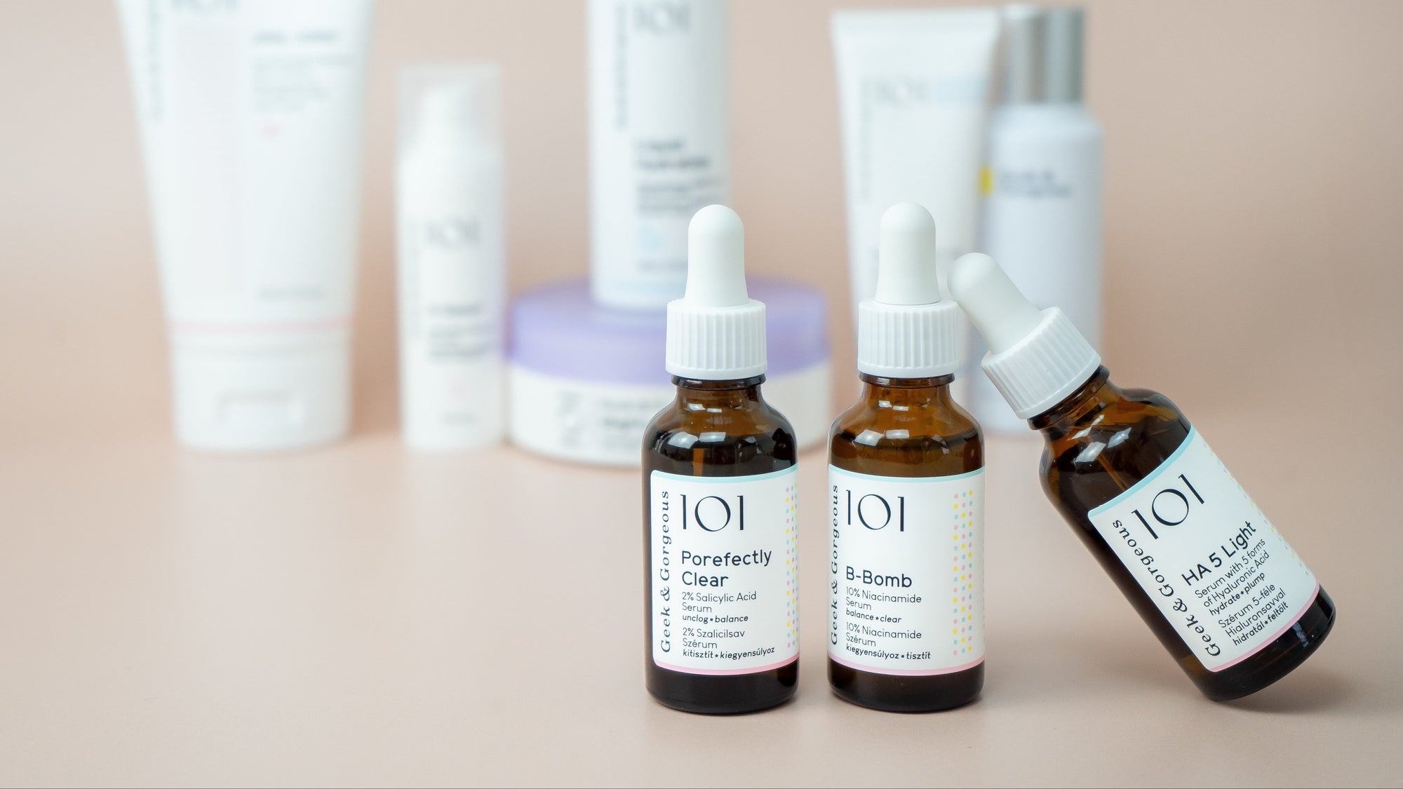 Skincare products with visible brand 'IOI' on Disruptif-beauty